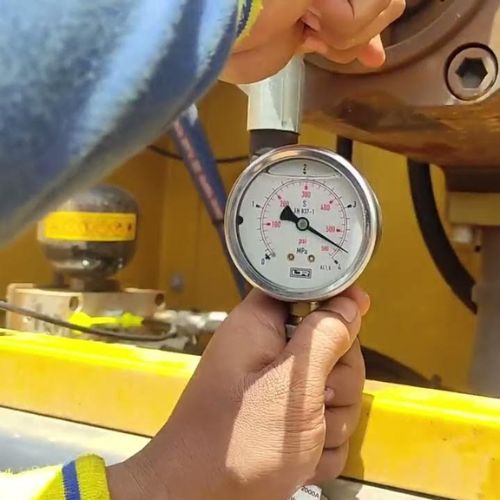 آموزش فشار گیری پمپ هیدرولیک بیل مکانیکی